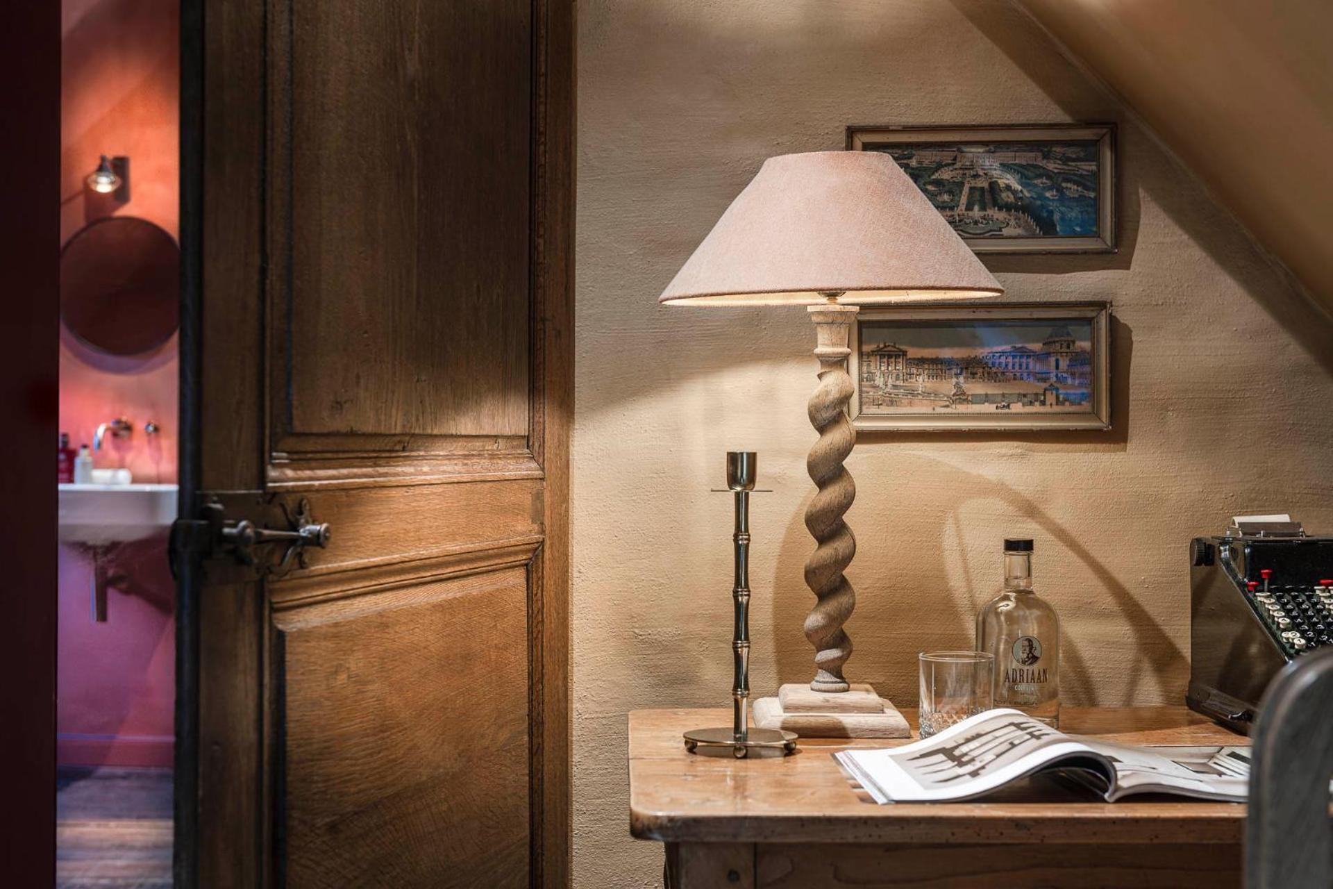 The Bank 1869 - Unique Guestrooms In The Historic Center Of Bruges Exterior photo